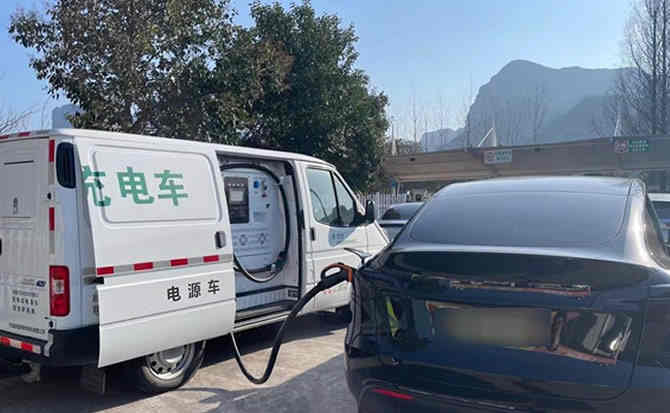 玄武区汽车搭电